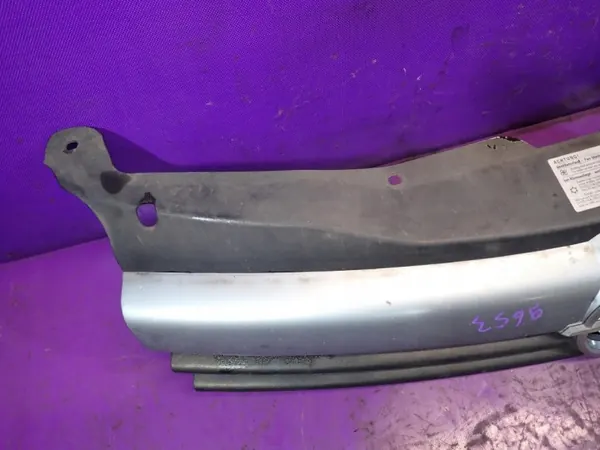 Opel Astra H Grillabdeckung OEM Z163 - Gebrauchtes OE Teil image 3