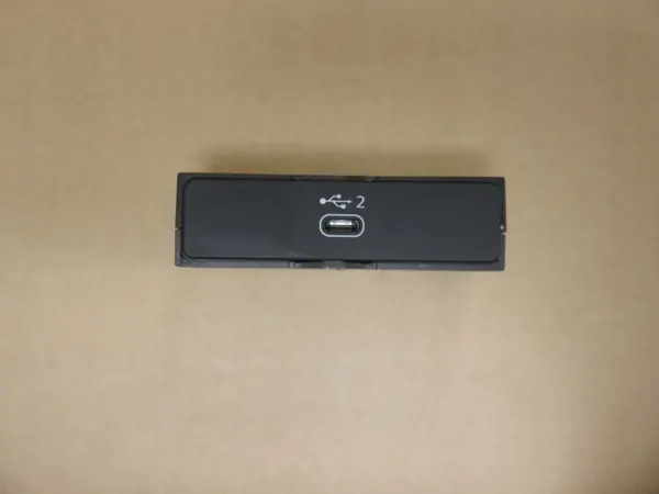 Audi USB-uttag OEM 8W0035708A för A4 A5 8W image 2