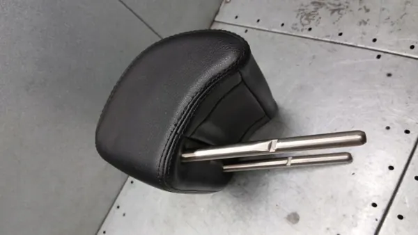 Rechter hinterer Kopfstütze OEM VOLVOMAR-135659 VW Passat B6 image 3
