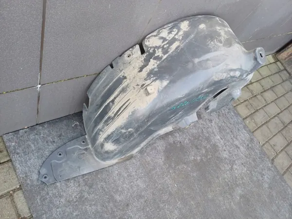 Arco de roda traseiro esquerdo Citroen C4 Cactus OEM 9801624380 image 4