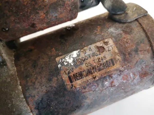 Motor de arranque Mitsubishi Colt 2005 1.3L mr994922 image 2