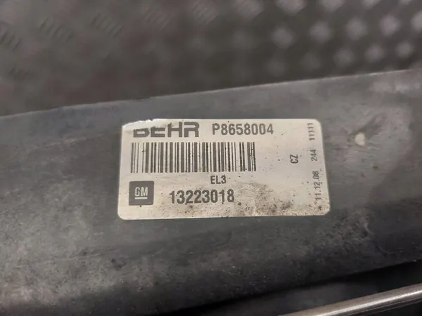 Vesijäähdytin + Tuulettimet Opel Insignia A 2.0 CDTI 13241739 image 5