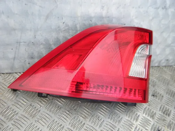 Lámpara Trasera Izquierda Volvo S60 II 30796267 image 3