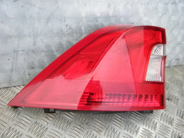 Lámpara Trasera Izquierda Volvo S60 II 30796267 image 4