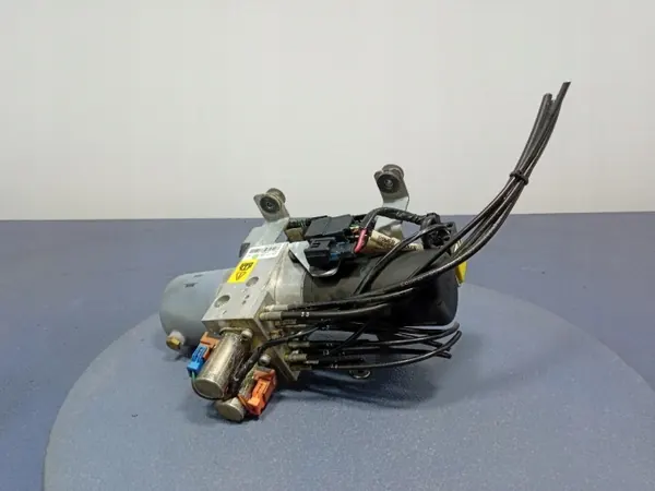 Bomba Hidráulica Techo Renault OEM 8200149739 Usada image 4