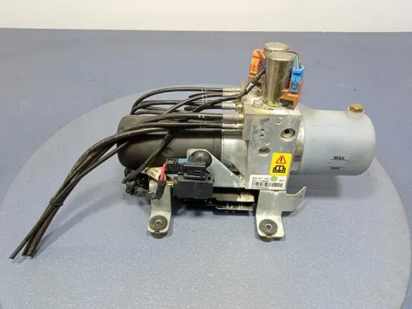 Bomba Hidráulica Techo Renault OEM 8200149739 Usada image 6