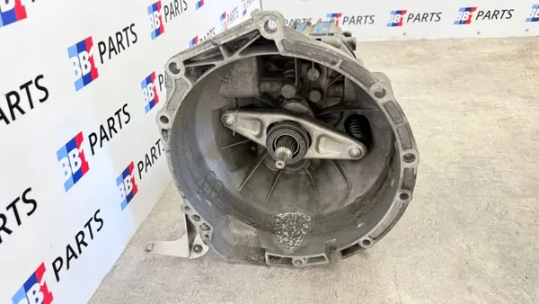 BMW F20 F30 E90 Schaltgetriebe GS6-17DG 316D image 5