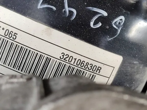 Manuaalivaihteisto Dacia Duster II 1.6 SCE 115HV 320106830R image 10