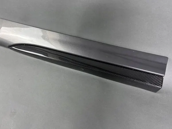 OEM 670149295 Carbon Deurlijst Rechts Achter Maserati image 3