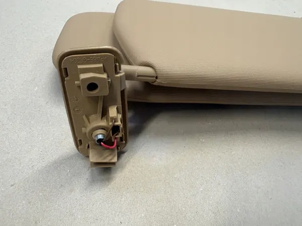 Porsche Cayenne 7P 92A Vänster Solskydd OEM image 4