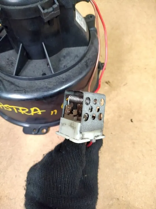 Ventilador Opel Astra II G 52485311 image 3