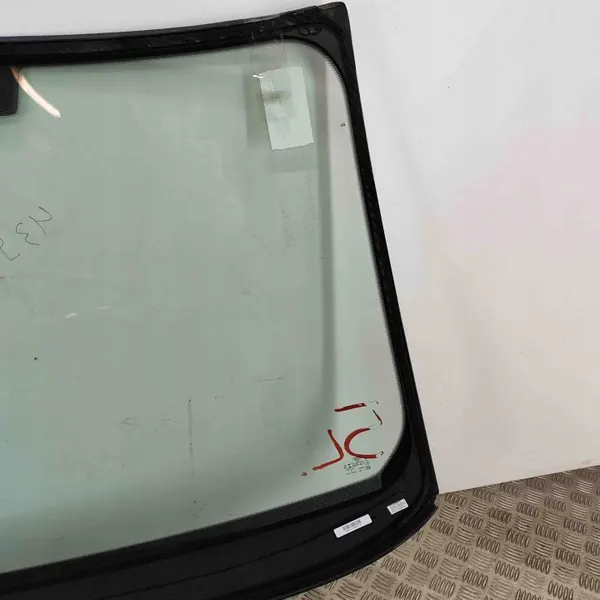Audi A3 Limousine framruta OEM 43R011266 image 4