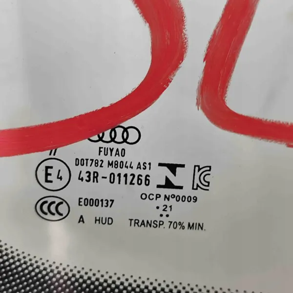 Audi A3 Limousine framruta OEM 43R011266 image 8