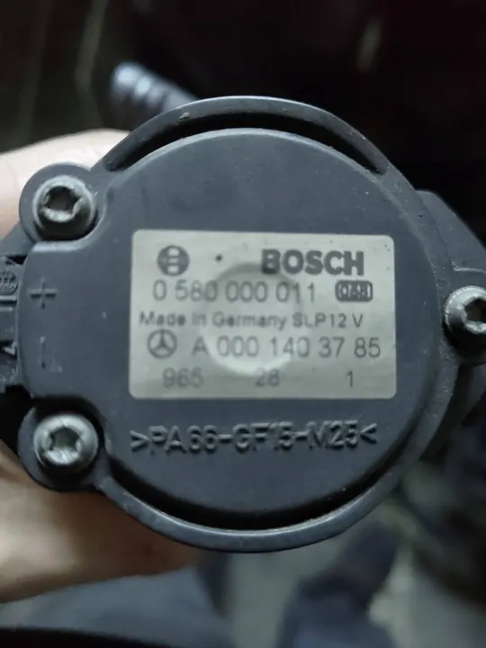 Pompe à air secondaire Mercedes S W220 320 3.2 V6 image 4