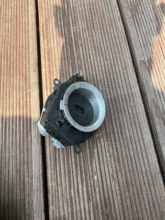 Sytytysavain Volvo C30 S40 V50 C70 OE image 3