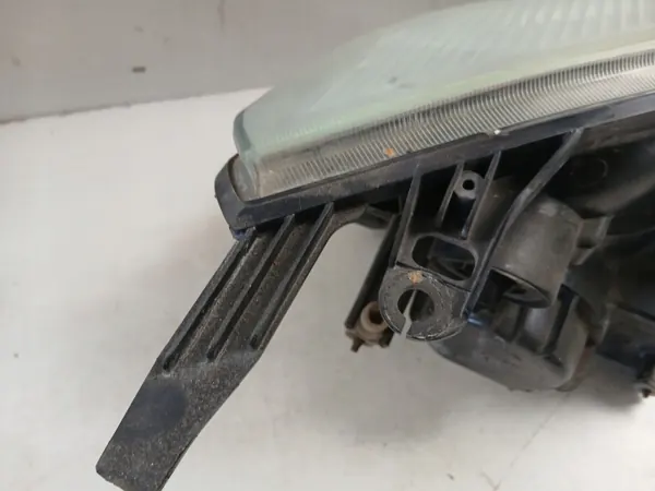 Faro delantero izquierdo Ford Fiesta MK6 OEM 2S6X-13W030-BF image 4