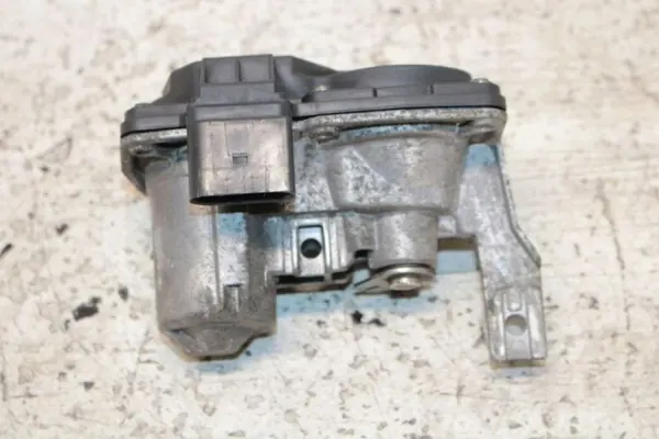 Motor de compuerta 5Q0253691J para Skoda Octavia III 2.0L image 3
