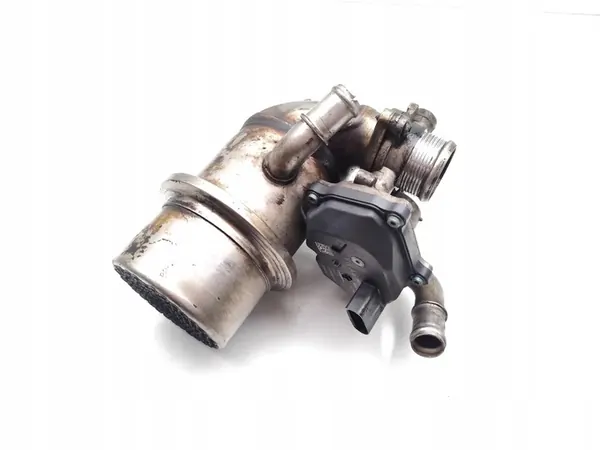 EGR-venttiili Skoda Octavia Mk3 2018 image 9