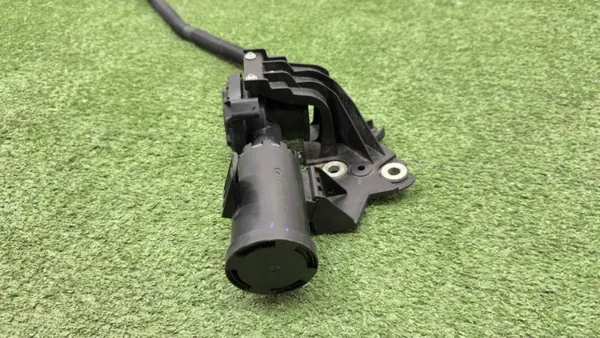 OEM 7447496 aktivt kolfilterrör för BMW X6 G06 image 6