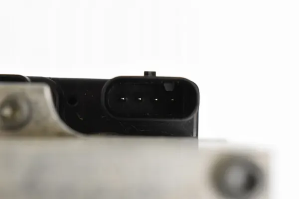 AC Laajennusventtiili 4M0816702A Audi E-Tron GT Porsche Taycan image 5