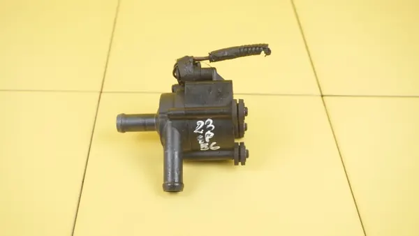 OEM M1JE waterpomp voor Ford Fiesta B-MAX 1.0 EcoBoost image 2