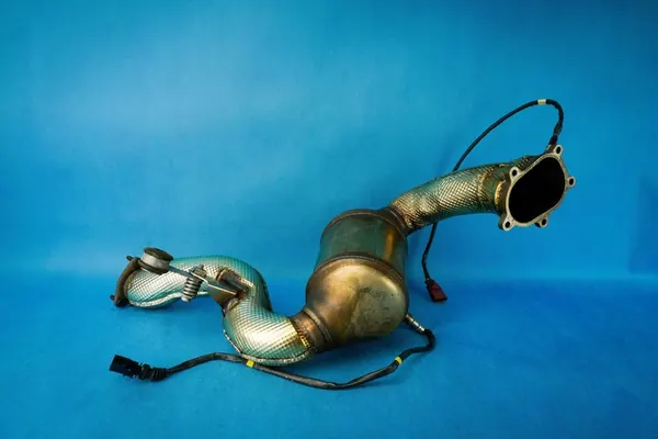 Conjunto de Catalisadores Audi RS6 RS7 A8 S8 image 3