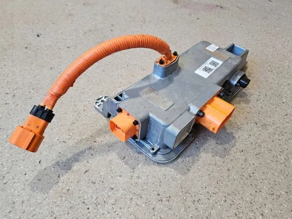 Inversor Hyundai Ioniq 5 OEM 91958G1540 - Usado image 3