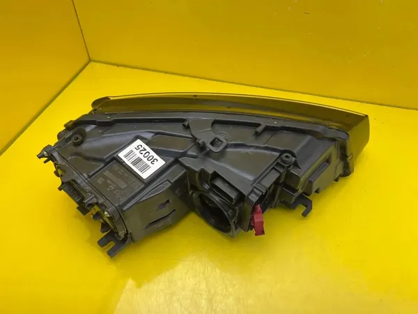 AUDI A8 D4 LINKER MATRIXSCHEINWERFER 4H0941035 image 3