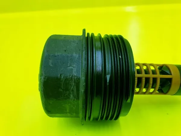 Oljefilterfäste W222 W212 W253 W205 2.2 CDI image 4