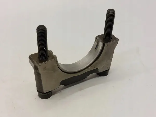 Audi A5 8T 8F 2010 Suporte do virabrequim image 4