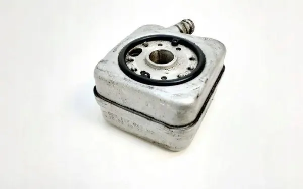 Refroidisseur d'huile d'occasion OEM 028117021 Audi TT 8N 1.8 image 2