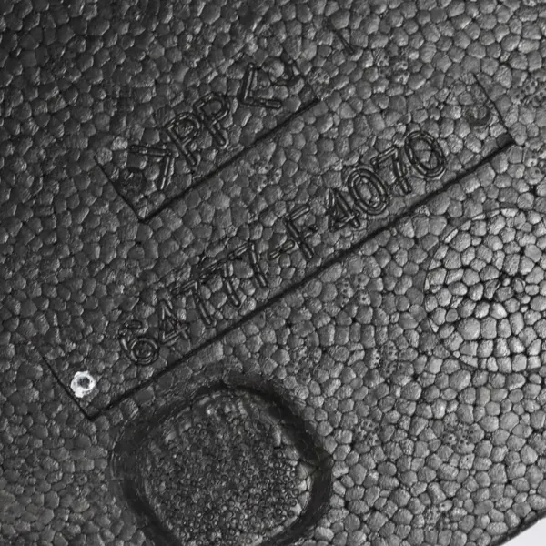 Inserção de porta-malas de poliestireno Toyota C-HR II OEM 64777-F4070 image 3