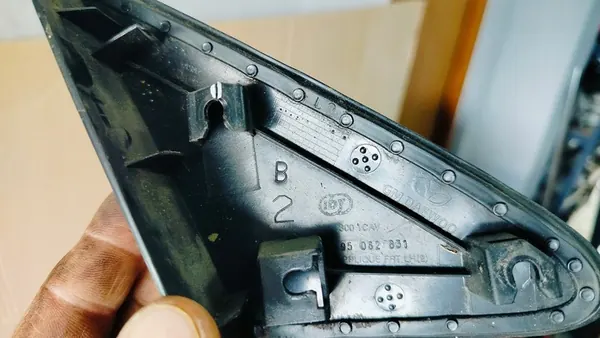 CHEVROLET CRUZE I LIFT RIVESTIMENTO SINISTRO 95062831 image 3