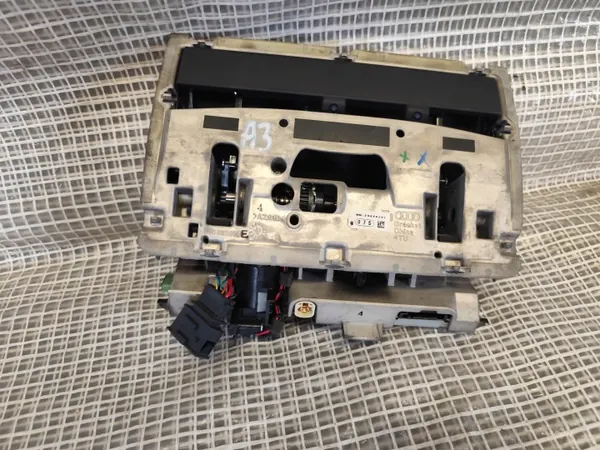 Audi A3 8V5 8VS 13-20 Limousine MMI Nav Display OEM 8V0857273M image 4