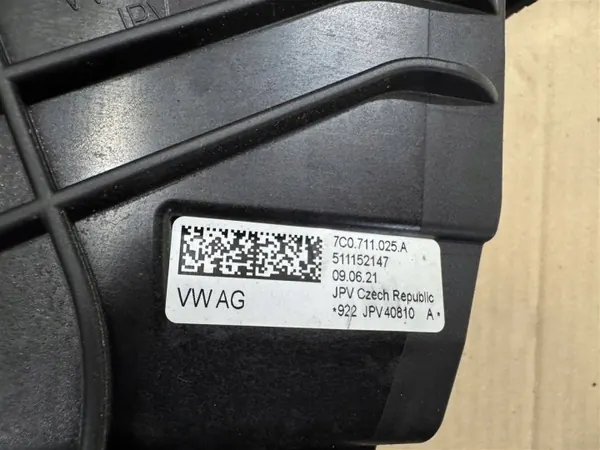 Pommeau de Vitesse OEM 7C0711025A pour VW Crafter 6 Vitesses image 10