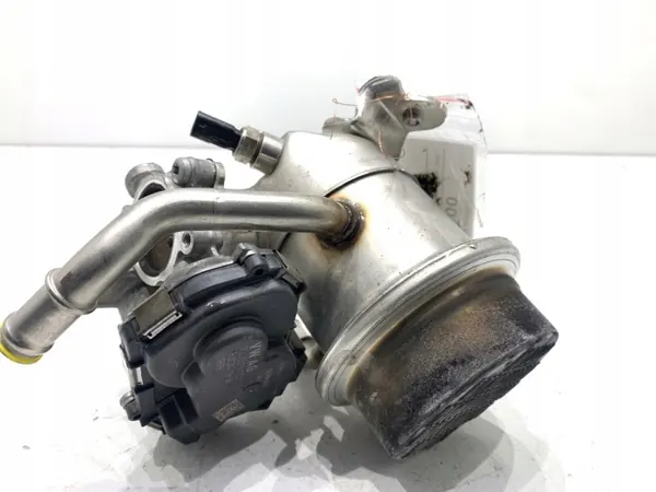 Válvula EGR con Refrigerador OEM 05L131501C Skoda Octavia image 3