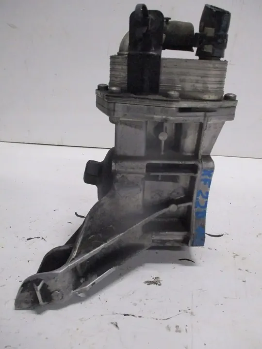 Ölfilterbasis Jaguar OEM 70515389 - Gebraucht image 4