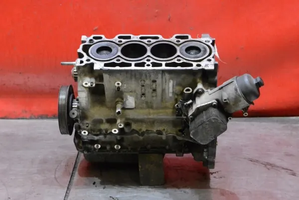 Bloco motor inferior AV6Q-6007-BB Ford Focus MK3 1.6 TDCI image 3