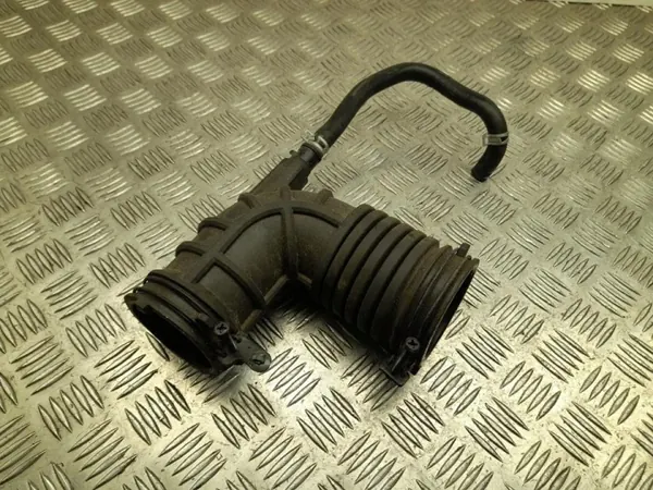Conduit d'admission d'air OEM 28138BE200 pour Hyundai Kona II image 2