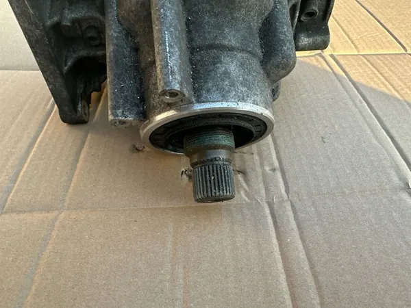Caixa de transferência redutor dianteiro OEM 201300170 BMW X1 image 3