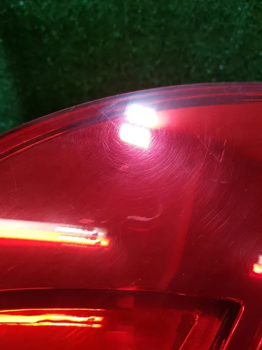 Lámpara Trasera Derecha Skoda Superb II Lift LED Sedán 13- OEM image 3