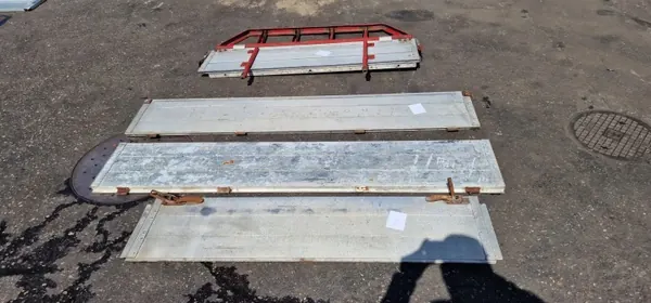 Perävaunu Sivupaneeli OEM 7091873 - 157x37cm image 2