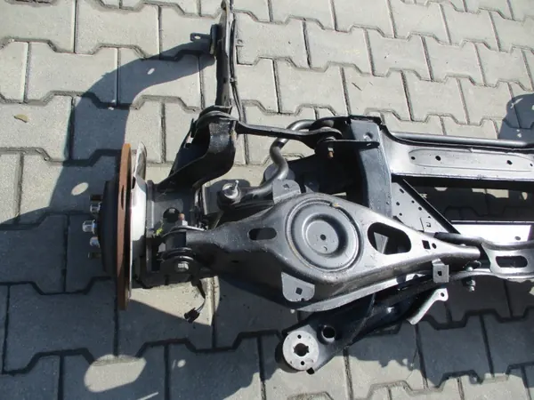 Bakaxel Fjädring OEM Ford Focus MK4 Kombi image 3