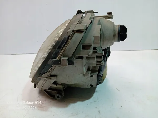 Linker voorlamp Mercedes-Benz C-Klasse W203 A2038200161 image 6