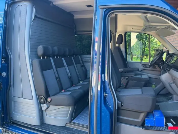 OEM KOMFORT T7 415/21 Sisustussarja VW Crafterille image 2