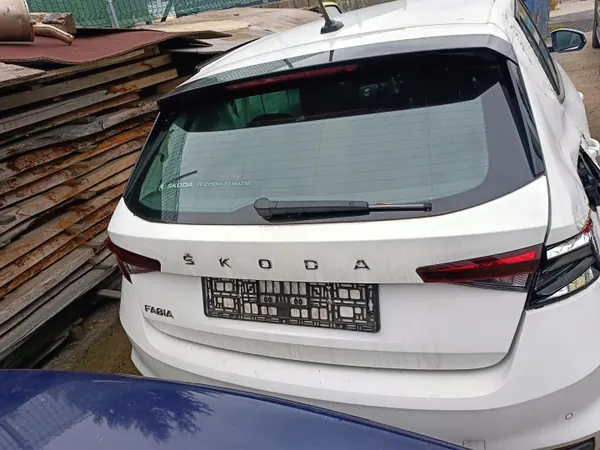Étagre de coffre Skoda Fabia IV OEM 6VA867769 2022 image 4