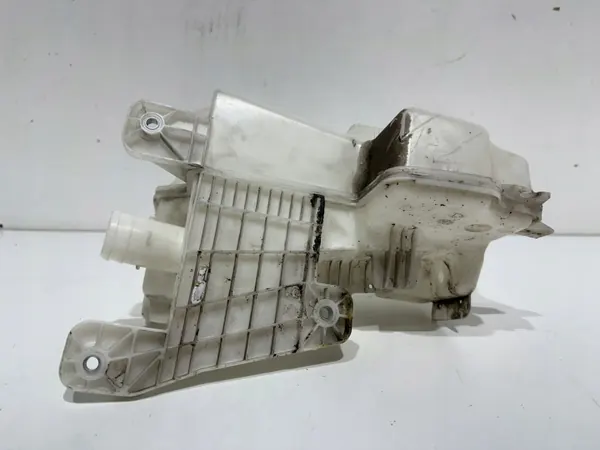 Scheibenwaschbehälter OEM 5G0955453T für VW Golf 7 image 3