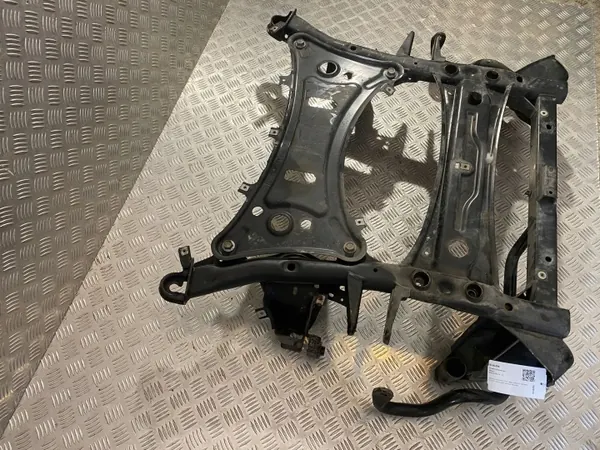 BMW OEM 6787915 Etuaputuki X4 F26 2018 image 9
