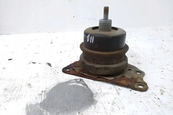 Soporte de motor SKODA ROOMSTER 1.2L diesel 2010 image 3