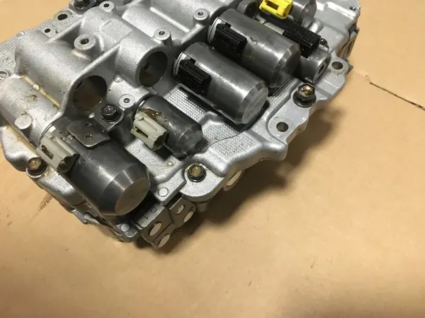 Vanne mécatronique pour Volvo V40 V60 S60 II 2.0 D image 6